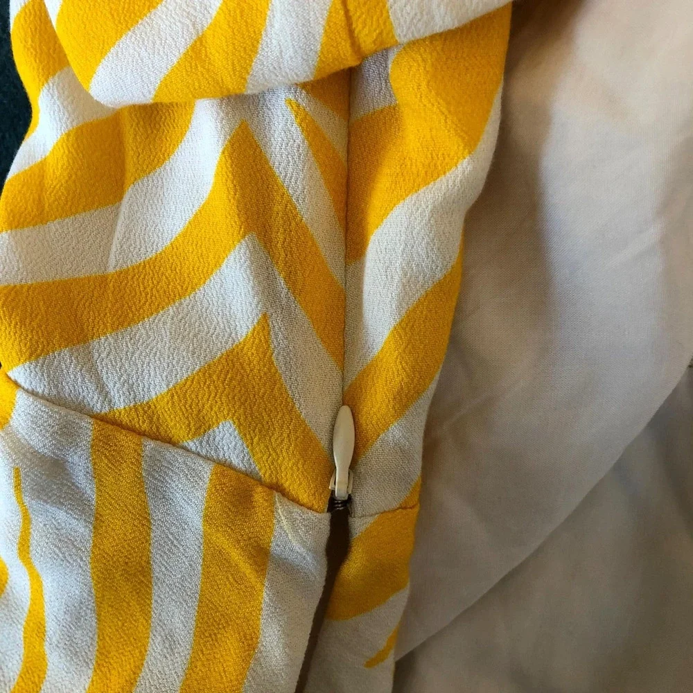 ✨2/$20 11 HONORÉ Fatima Zebra Stripe Cotton Peplum Top Yellow 11 HONORE 12W 12 - Picture 7 of 12